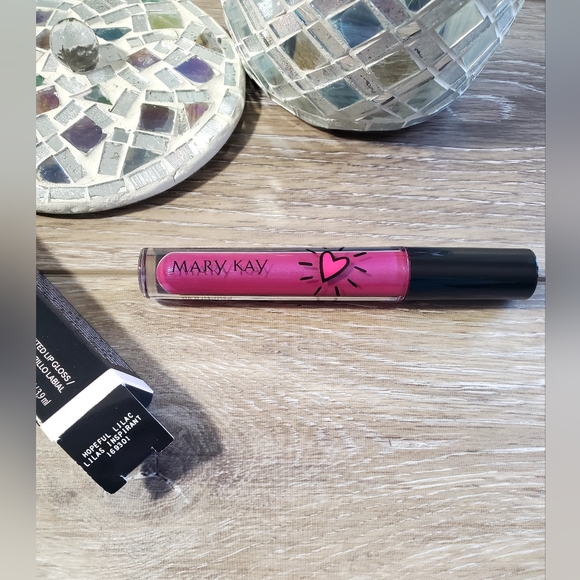 Mary Kay | Makeup | Mary Kay Hopeful Lilac Unlimited Lip Gloss | Poshmark
